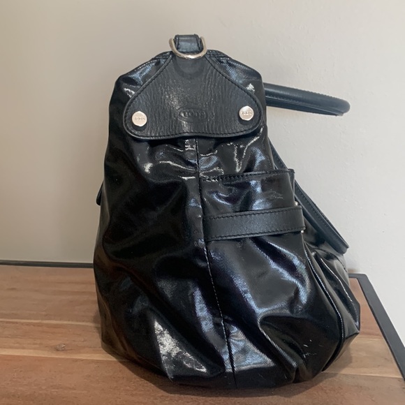TOD’S Black Patent Shoulder Bag - Picture 5 of 16